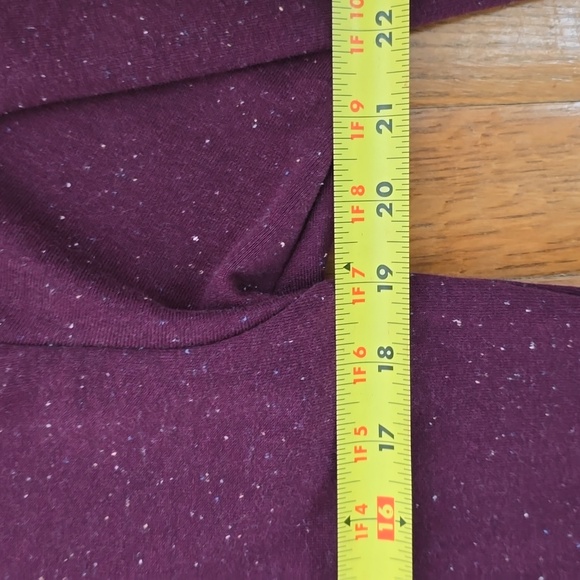 PUMA BRAND SIGNATURE WOMENS SPECKLED PURPLE PULLOVER CREWNECK SWEATSHIRT SIZE XS - Picture 11 of 16